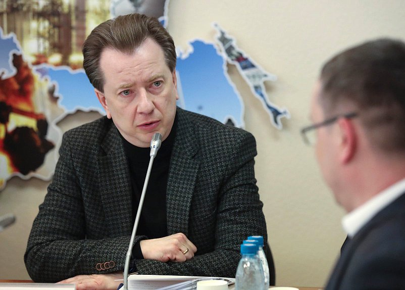 Первый заместитель Председателя Комитета по экологии, природным ресурсам и охране окружающей среды Владимир Бурматов