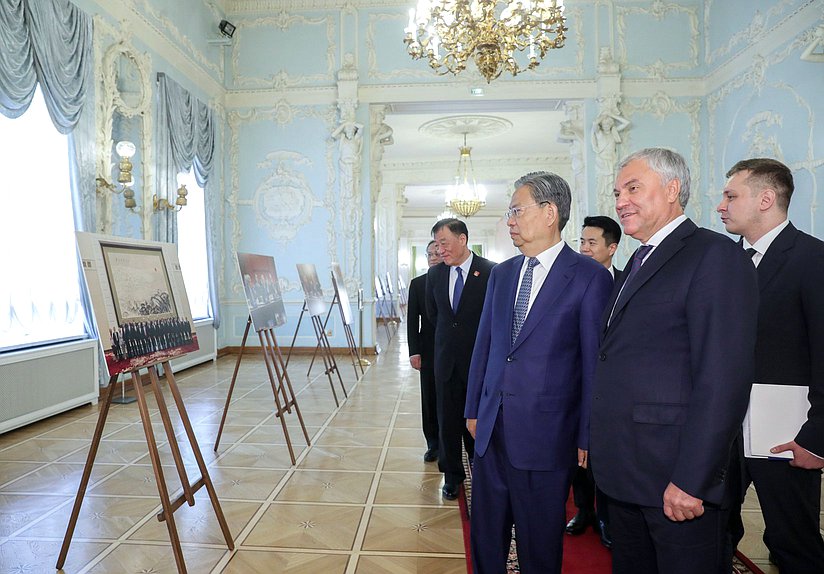 Chairman of the State Duma Vyacheslav Volodin and Chairman of the Standing Committee of the National People's Congress Zhao Leji