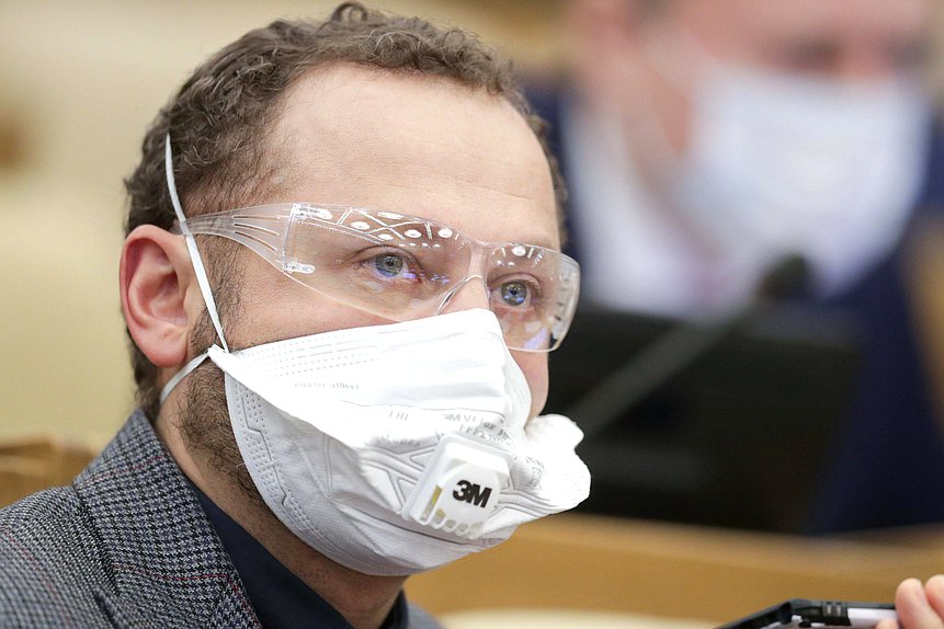 Заместитель Председателя Комитета по транспорту и строительству Павел Федяев