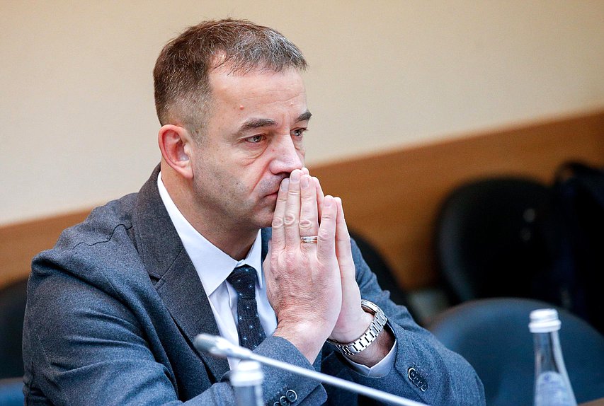 Первый заместитель Председателя Комитета по культуре Дмитрий Певцов