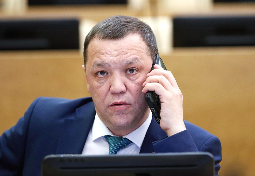 Член Комитета по безопасности и противодействию коррупции Динар Гильмутдинов