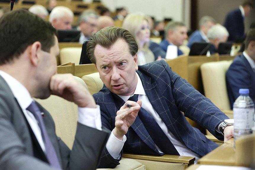 Первый заместитель Председателя Комитета по экологии, природным ресурсам и охране окружающей среды Владимир Бурматов