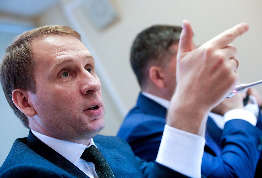 Министр природных ресурсов и экологии Александр Козлов