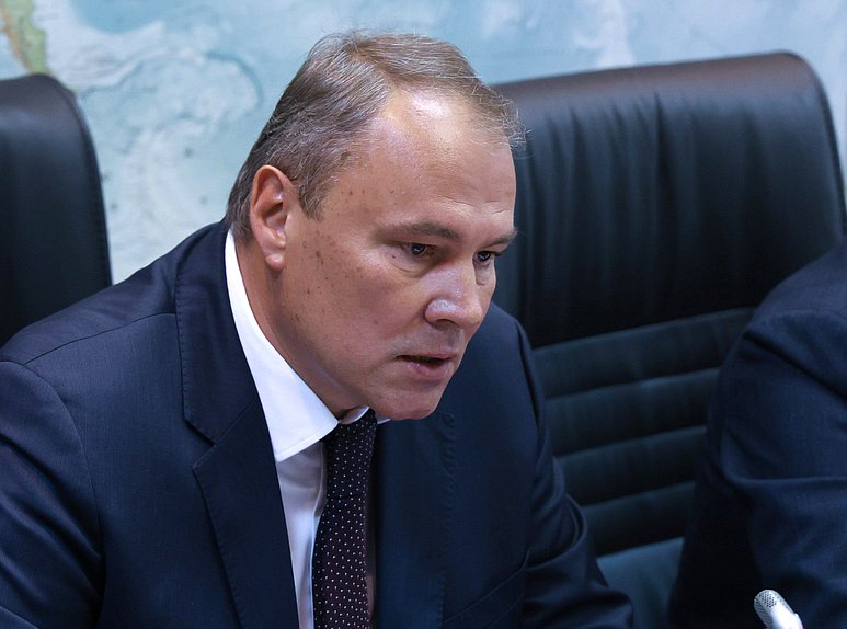 Заместитель Председателя Государственной Думы Петр Толстой
