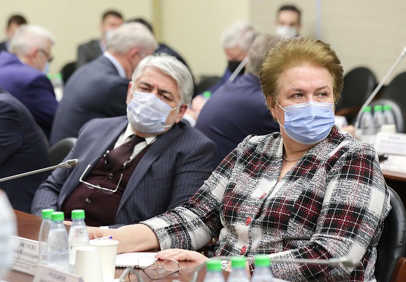 Первый заместитель Председателя Комитета по вопросам семьи, женщин и детей Ольга Окунева