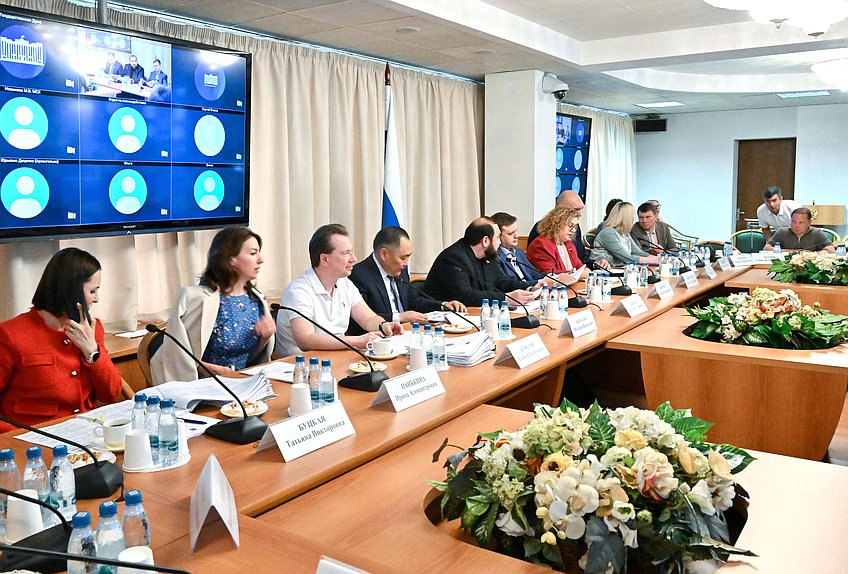 Заседание рабочей группы по совершенствованию законодательства, направленного на защиту граждан от нападения бездомных животных