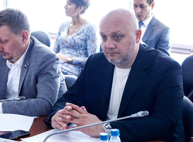 Член Комитета по энергетике Муслим Татриев