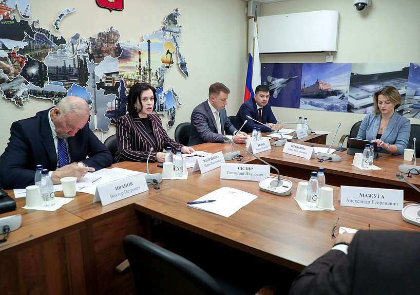 Заседание экспертного совета по развитию химической промышленности при Комитете по промышленности и торговле