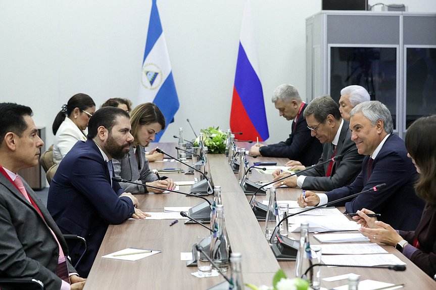 Reunión del Jefe de la Duma Estatal, de Vyacheslav Volodin, con el Representante Especial del Presidente de la República de Nicaragua para el Desarrollo de las Relaciones con Rusia, Laureano Facundo Ortega Murillo