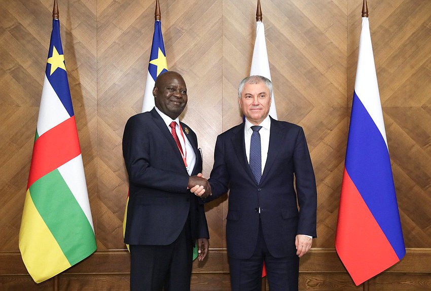 Chairman of the State Duma Vyacheslav Volodin and President of the National Assembly of the Central African Republic Simplice Mathieu Sarandji