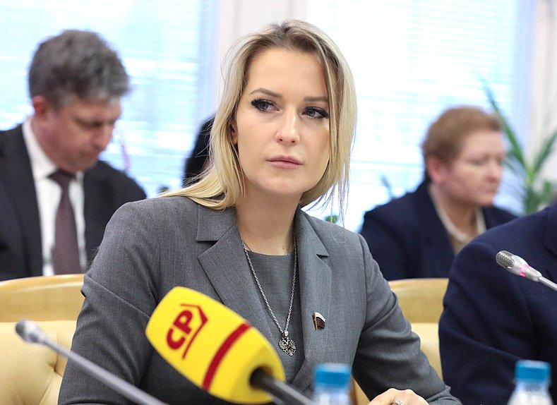 Председатель Комитета по развитию гражданского общества, вопросам общественных и религиозных объединений Яна Лантратова