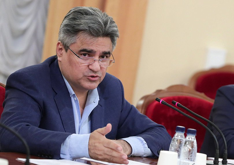 Руководитель фракции «Новые люди» Алексей Нечаев