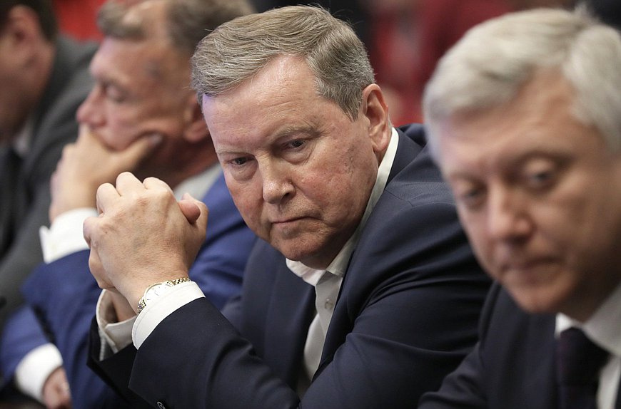 Первый заместитель руководителя фракции "Справедливая Россия - За правду" Олег Нилов