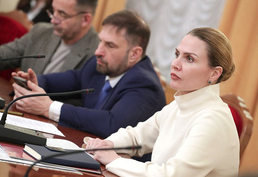 Круглый стол Комитета по культуре на тему «Задачи выявления и поддержки талантов, воспитания творческой молодежи в духе традиционных ценностей»