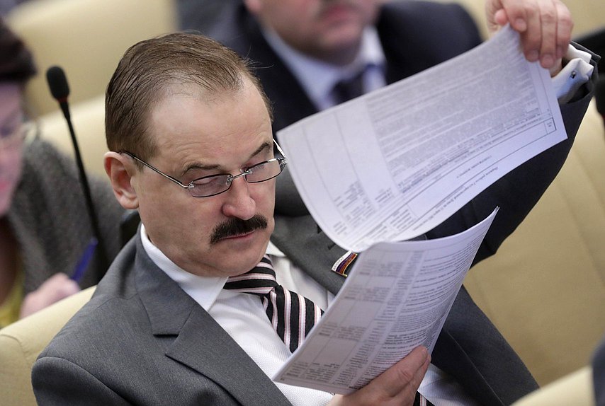 Член Комитета по транспорту и строительству Сергей Веремеенко