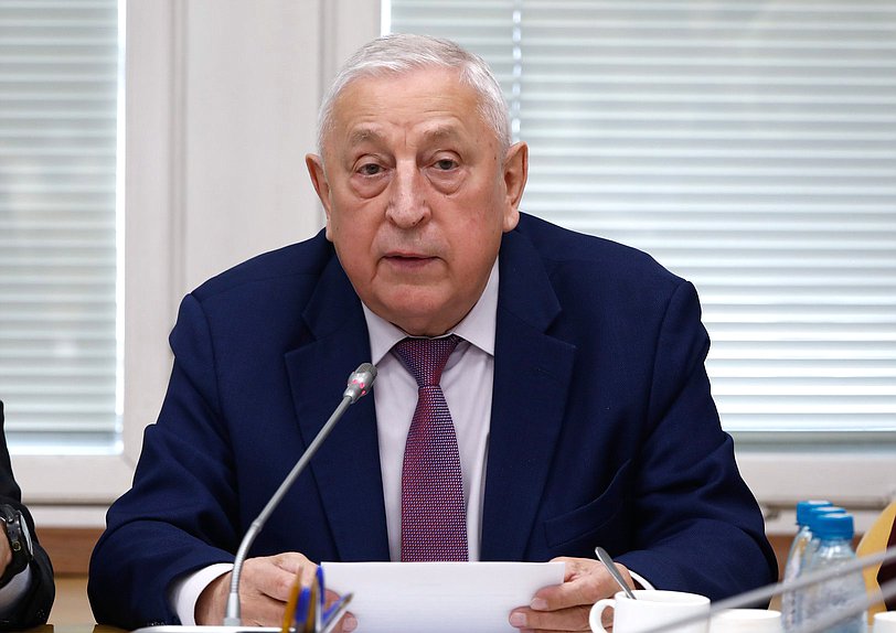 Председатель Комитета по развитию Дальнего Востока и Арктики Николай Харитонов