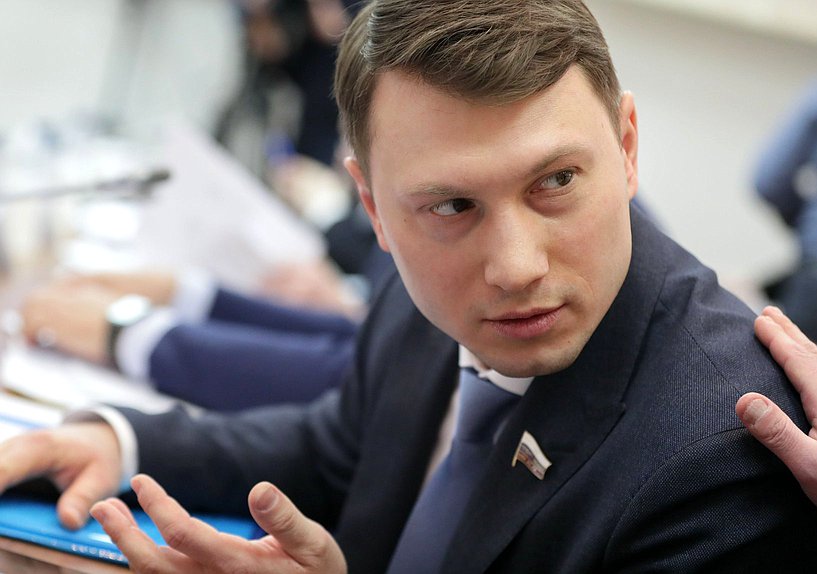 Член Комитета по туризму и развитию туристической инфраструктуры Артем Прокофьев