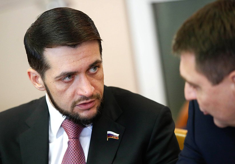 Член Комитета по туризму и развитию туристической инфраструктуры Александр Прокопьев