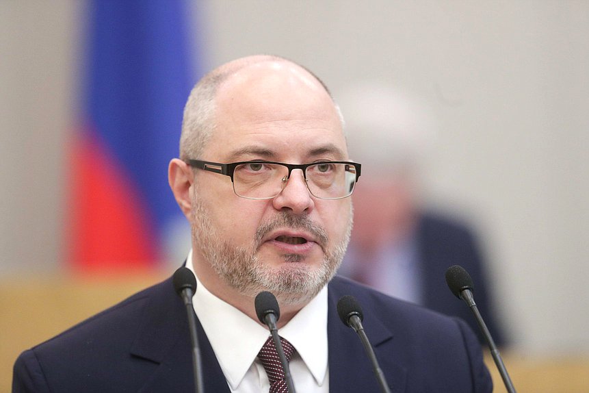 Председатель Комитета по развитию гражданского общества, вопросам общественных и религиозных объединений Сергей Гаврилов