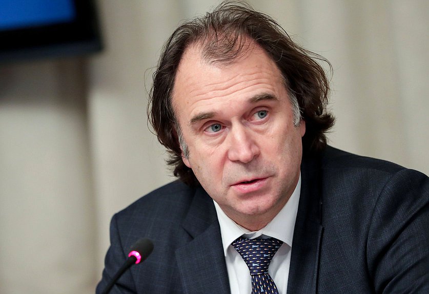 Член Комитета по аграрным вопросам Сергей Лисовский