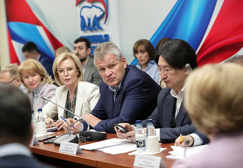 Заместитель Председателя Комитета по охране здоровья Алексей Куринный