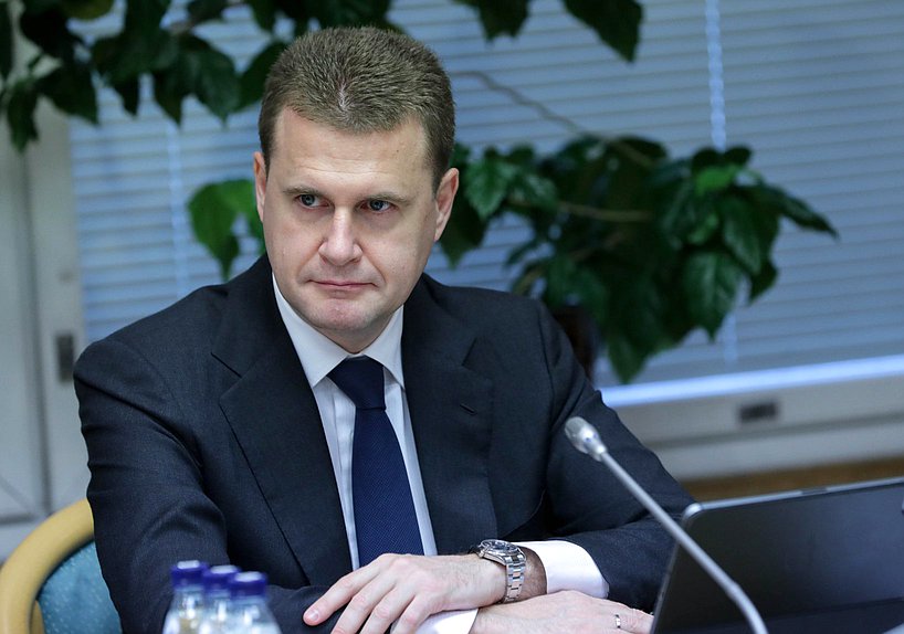 Министр по развитию Дальнего Востока и Арктики Алексей Чекунков