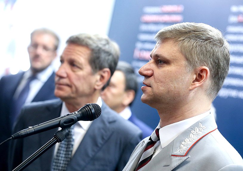 Генеральный директор — председатель правления ОАО «Российские железные дороги» Олег Белозеров