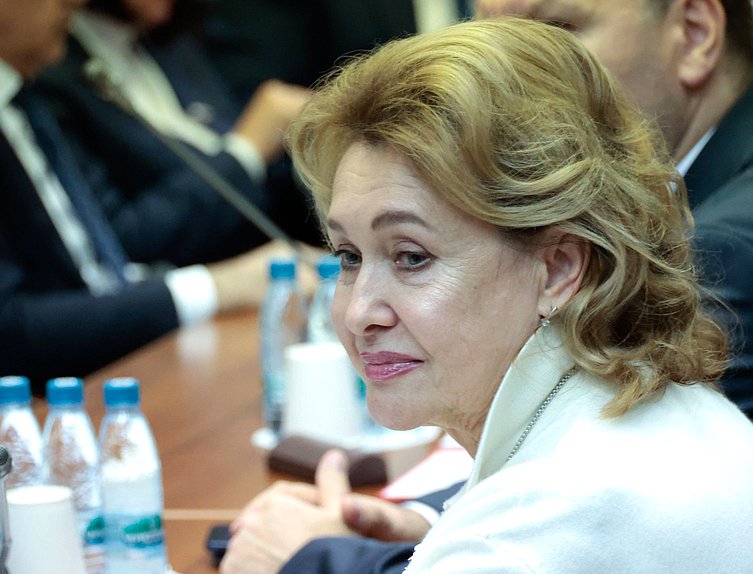 Член Комитета по промышленности и торговле Ирина Иванова