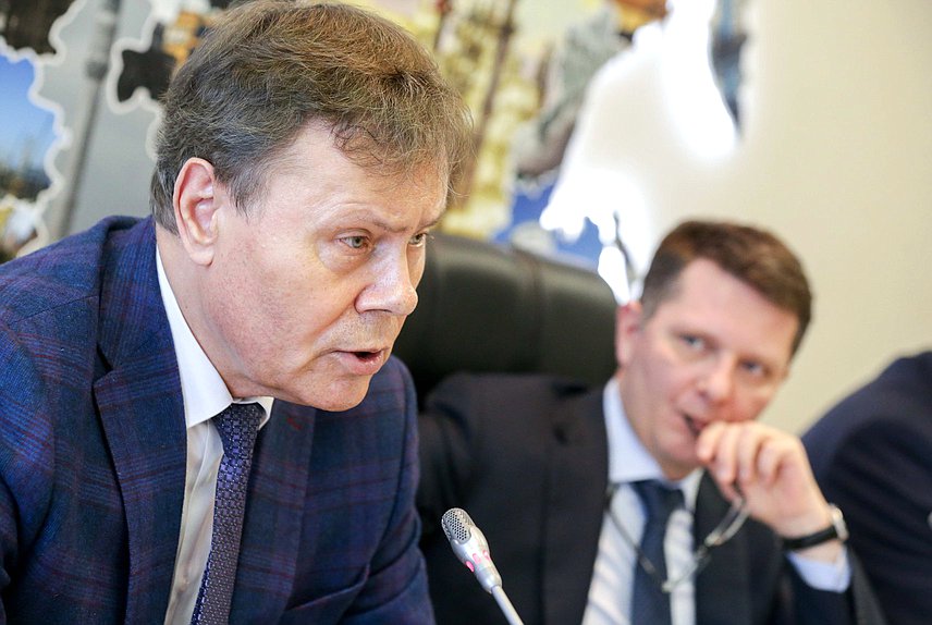 Первый заместитель Председателя Комитета по экономической политике, промышленности, инновационному развитию и предпринимательству Николай Арефьев