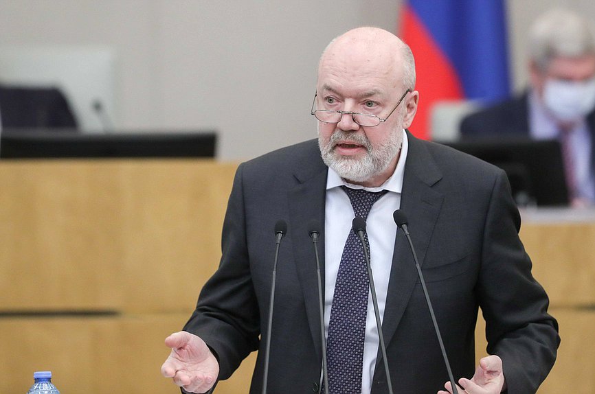 Председатель Комитета по государственному строительству и законодательству Павел Крашенинников