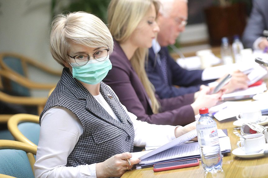 Член Комитета по просвещению Эльвира Аиткулова