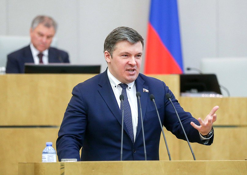 Член Комитета по природным ресурсам, собственности и земельным отношениям Андрей Андрейченко
