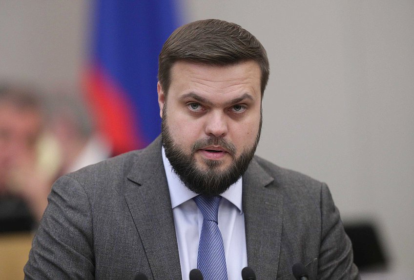 Член Комитета по делам СНГ, евразийской интеграции и связям с соотечественниками Артем Туров