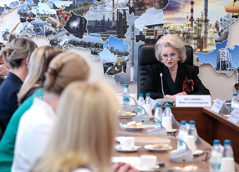 Председатель Комитета по защите семьи, вопросам отцовства, материнства и детства Нина Останина