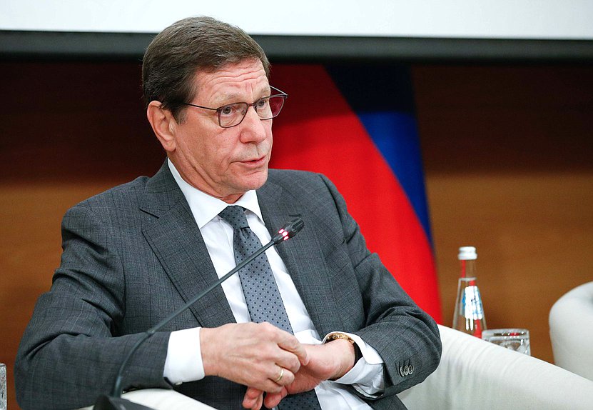Первый заместитель Председателя Государственной Думы Александр Жуков