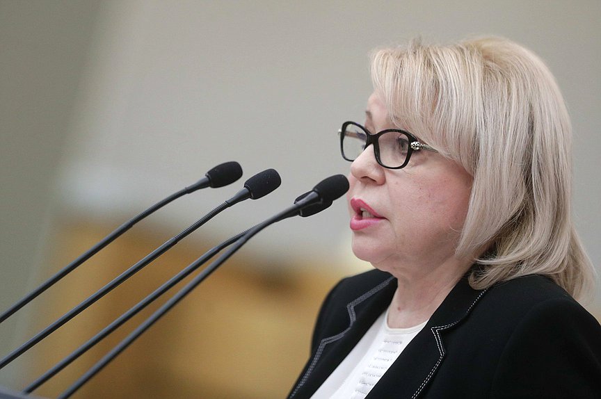 Член Комитета по международным делам Елена Панина