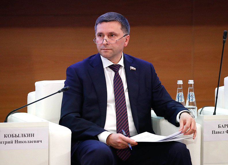 Председатель Комитета по экологии, природным ресурсам и охране окружающей среды Дмитрий Кобылкин