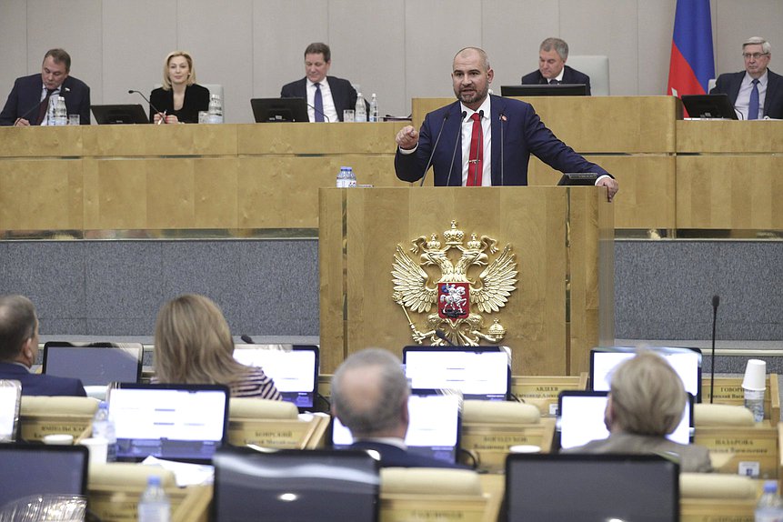 Председатель партии «Коммунисты России» Максим Сурайкин