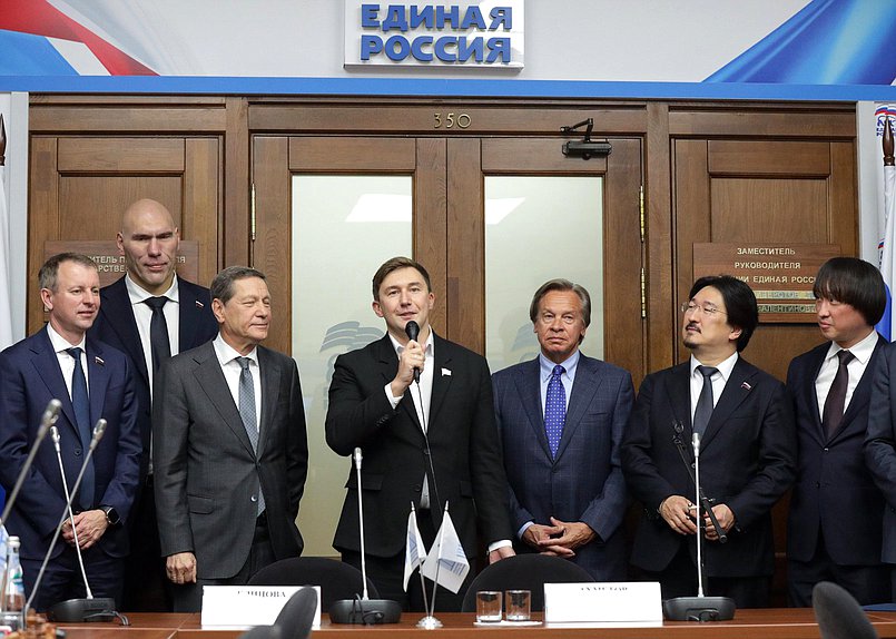 Сенатор РФ Сергей Карякин