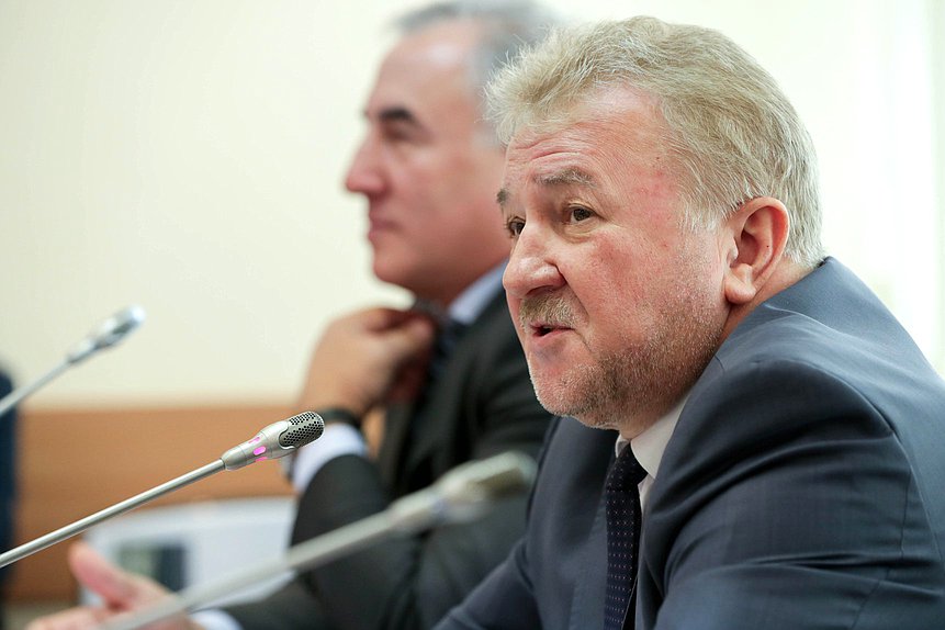 Председатель Комитета по транспорту и развитию транспортной инфраструктуры Евгений Москвичев