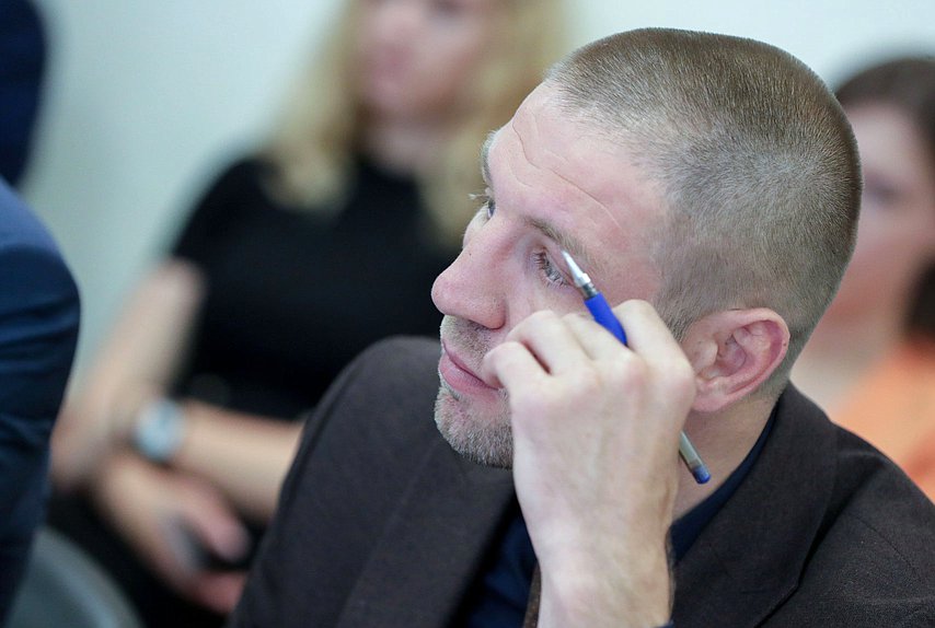 Первый заместитель Председателя Комитета по физической культуре и спорту Дмитрий Пирог