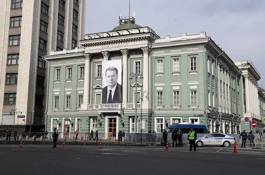 Церемония прощания с руководителем фракции ЛДПР Владимиром Жириновским