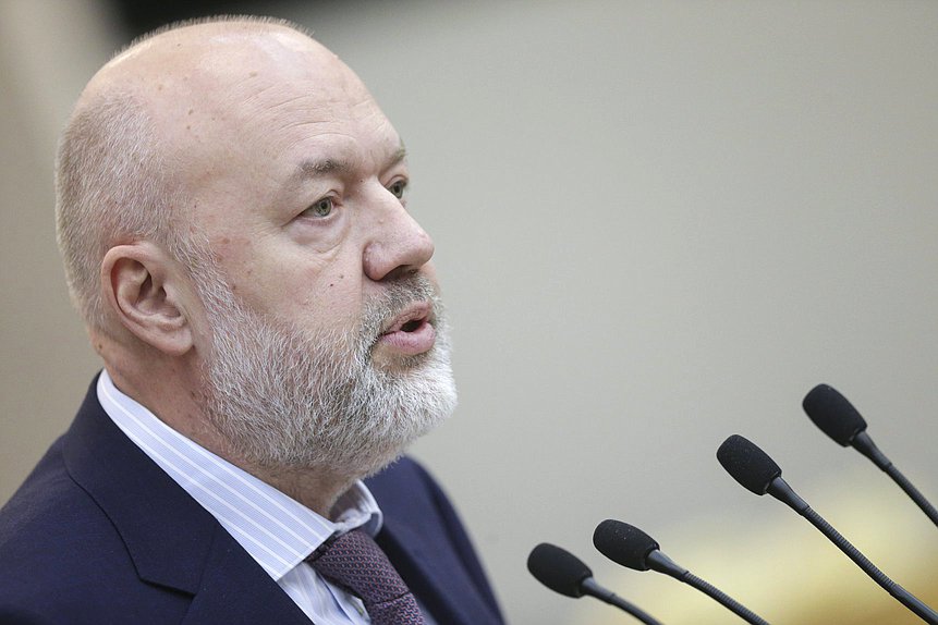 Председатель Комитета по государственному строительству и законодательству Павел Крашенинников