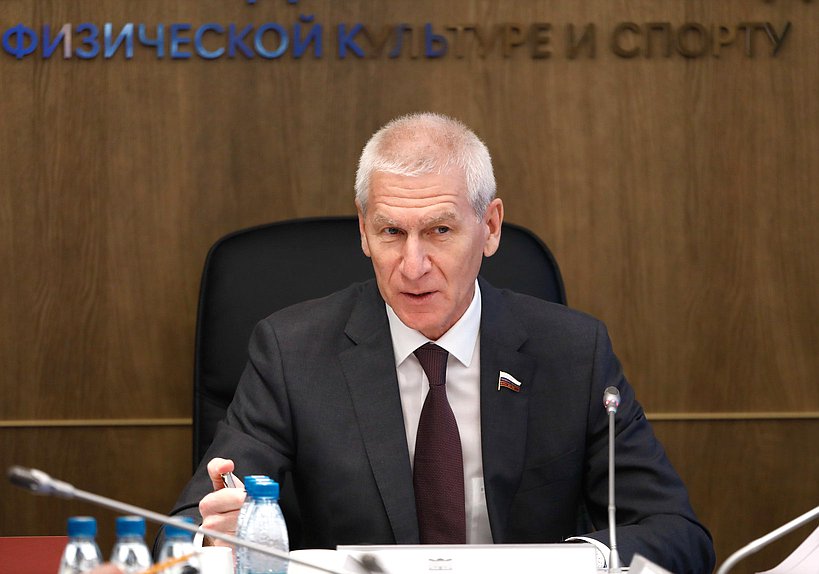 Председатель Комитета по физической культуре и спорту Олег Матыцин