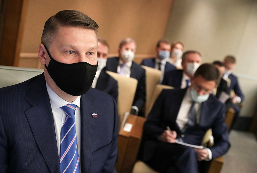Полномочный представитель Правительства РФ в Государственной Думе Александр Синенко