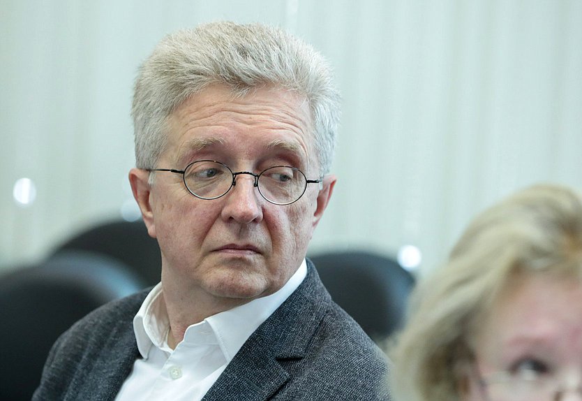 Заседание рабочей группы по вопросам правового регулирования в сфере градостроительной деятельности и деятельности по сохранению объектов культурного наследия