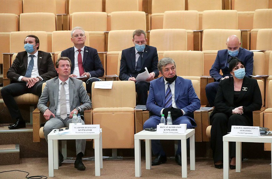 Круглый стол на тему «Инвестиционный проект по созданию эко-индустриальных парков по глубокой переработке отходов с использованием технологий ведущих мировых компаний»