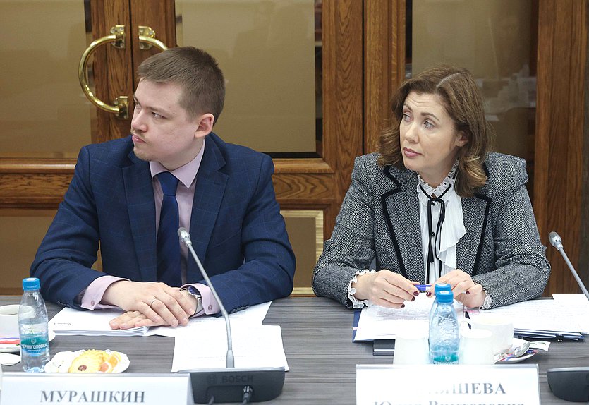 Заседание Комитета по защите семьи, вопросам отцовства, материнства и детства