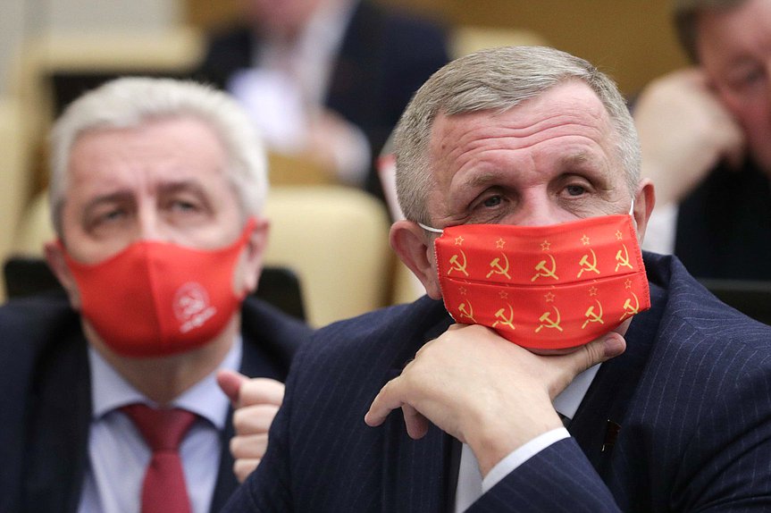 Первый заместитель Председателя Комитета по труду, социальной политике и делам ветеранов Николай Коломейцев