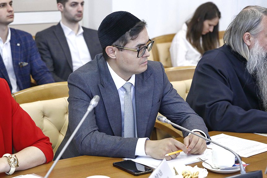 Рабочее совещание Комитета по развитию гражданского общества, вопросам общественных и религиозных объединений